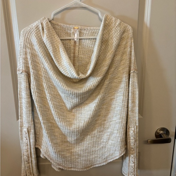 Free People cream tan cowl neck oversized waffle knit sweater size S - Picture 15 of 16